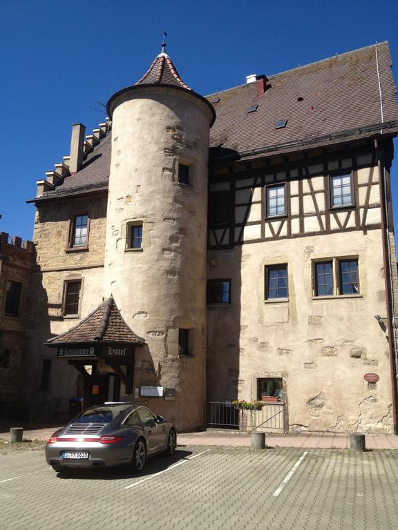 Schlosshotel Hoefingen 레온베르크 외부 사진